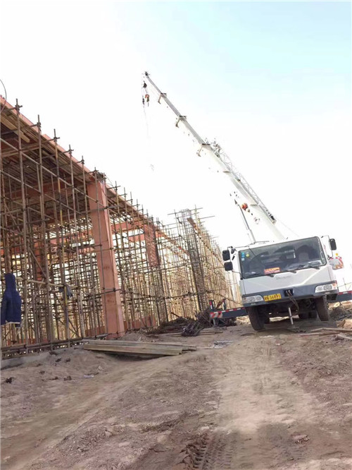 恩平市25 吨、50 吨吊车怎么选？多大重量 / 半径适合对应车型？