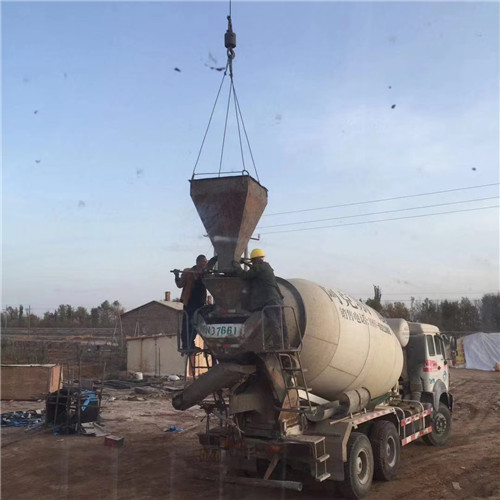 恩平市“精准瞄准”—— 吊车的 “定位导航” 技术